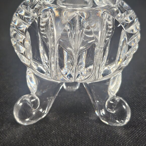 Small 3 Footed Crystal Floral Etched Posy Vase Mid Century Glass Elegant Home - Picture 4 of 11